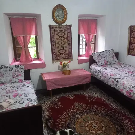 Etno Kuca Milidrag Ferienhaus *